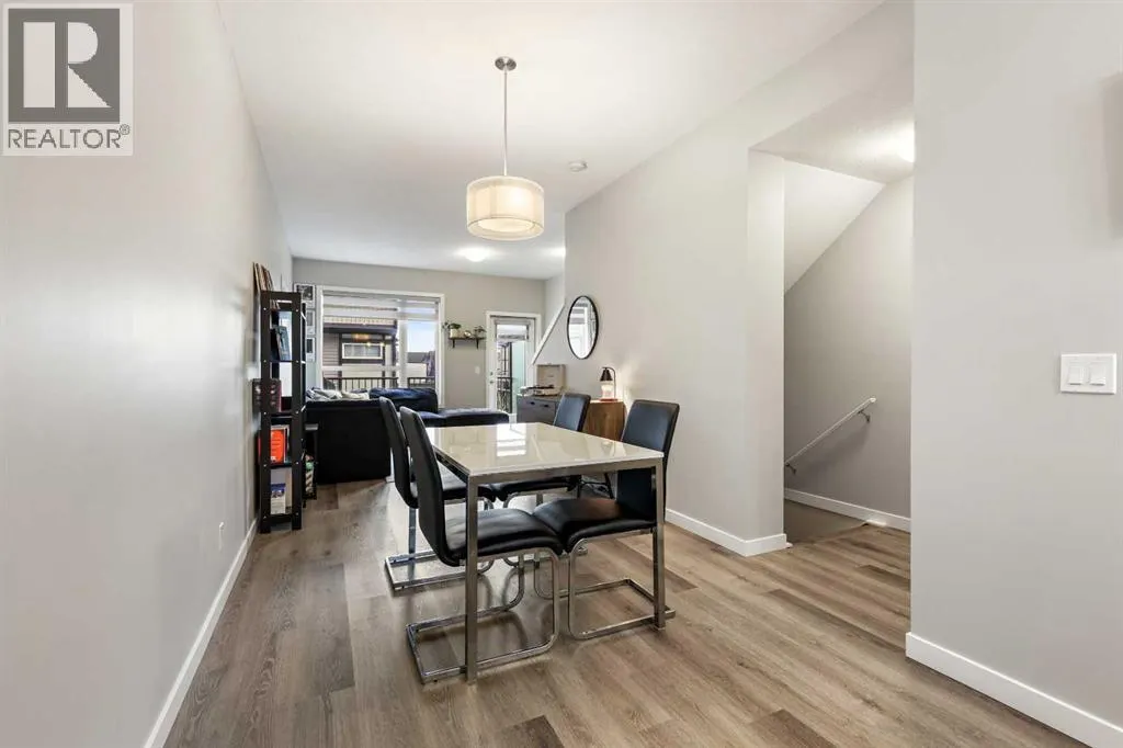 207, 850 Belmont Drive SW