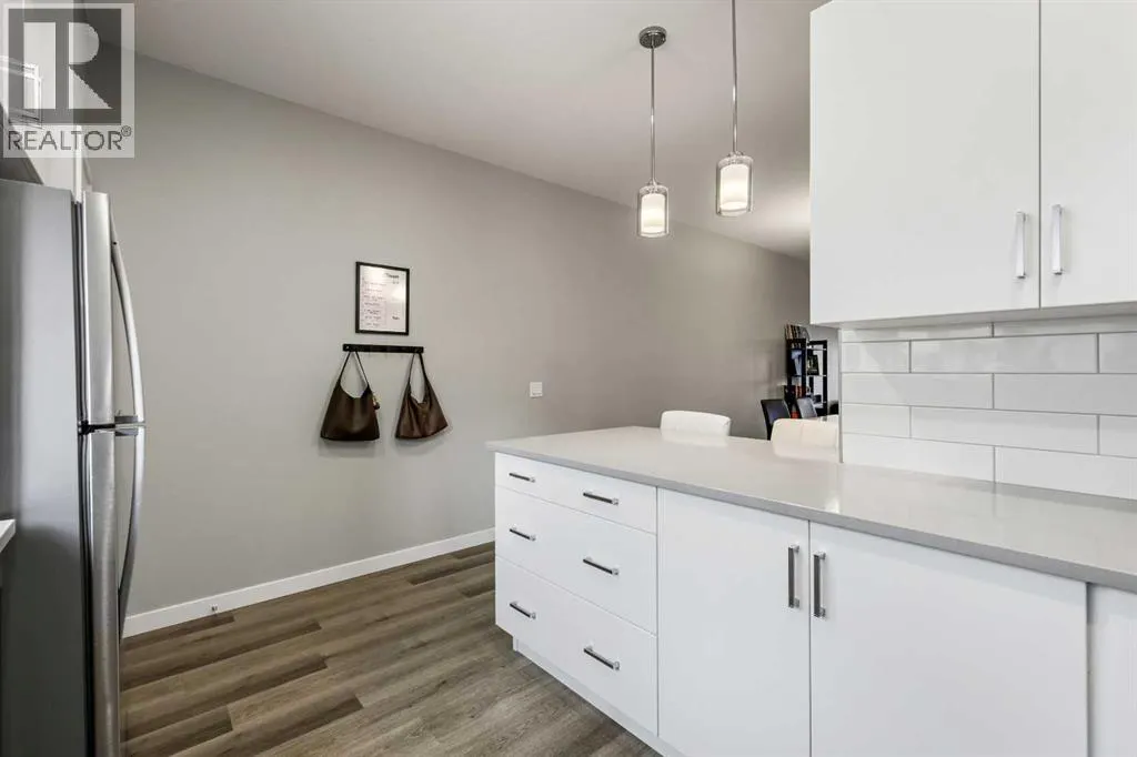 207, 850 Belmont Drive SW