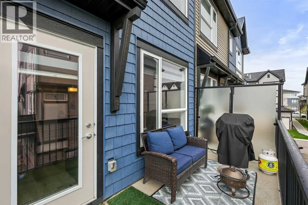 207, 850 Belmont Drive SW