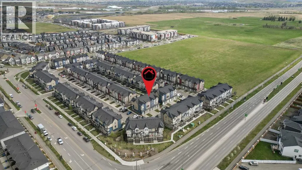 207, 850 Belmont Drive SW