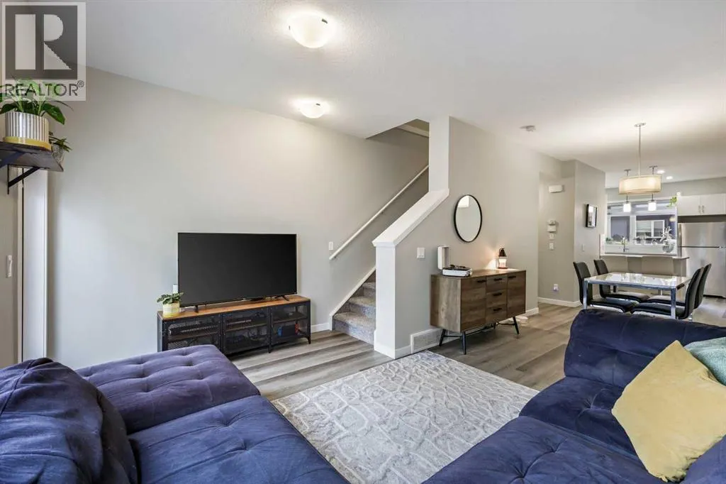 207, 850 Belmont Drive SW
