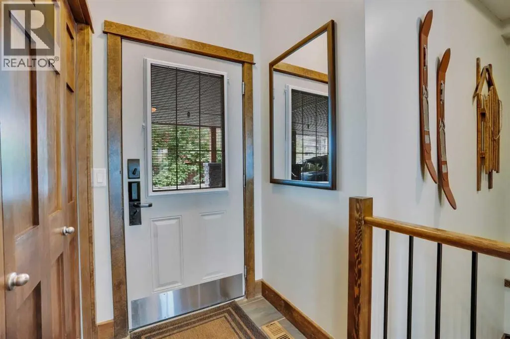 102, 121 Kananaskis Way