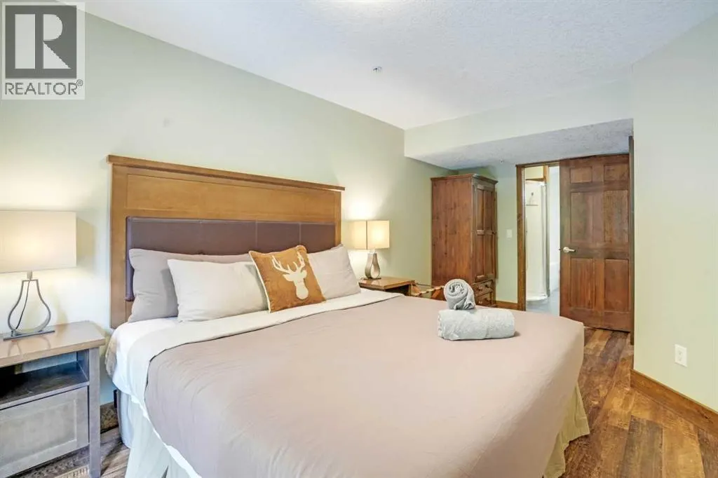 102, 121 Kananaskis Way
