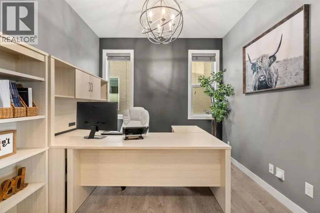 24 Masters Court SE