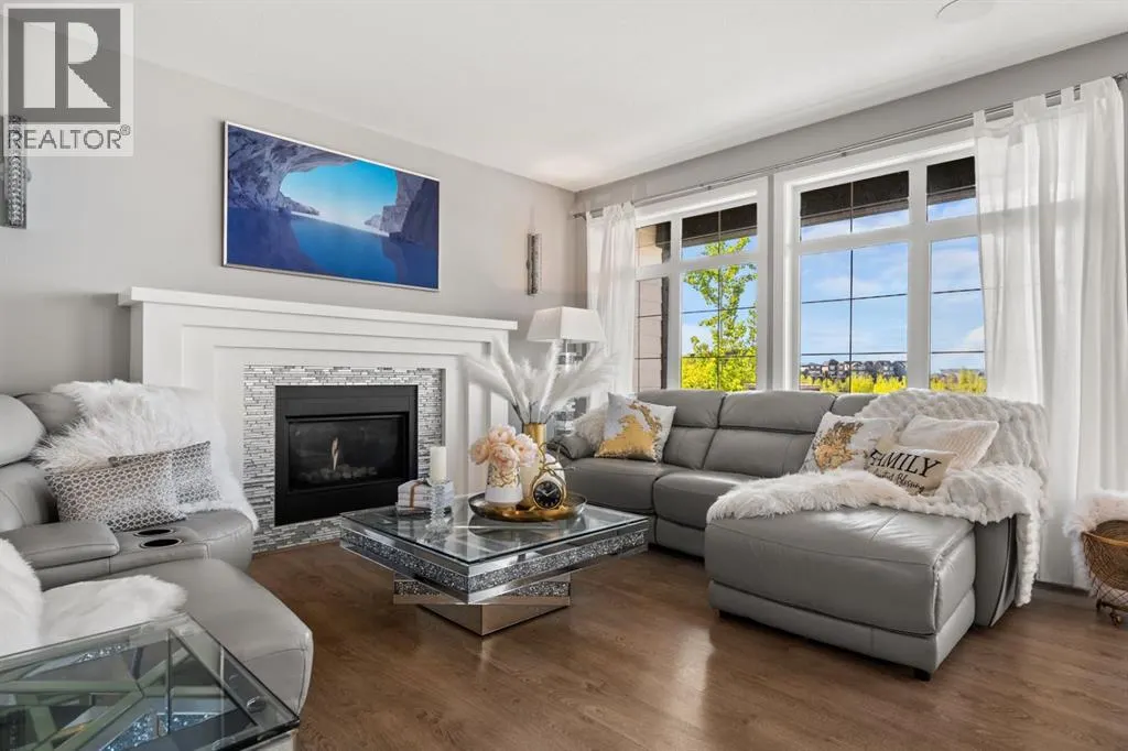 24 Masters Court SE