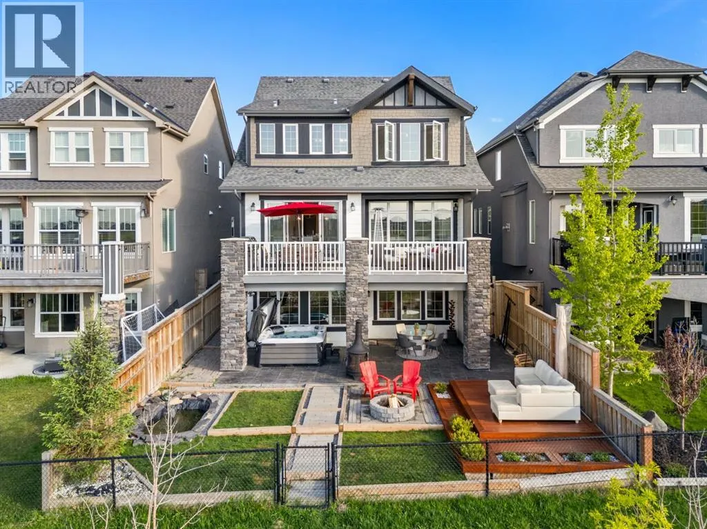24 Masters Court SE