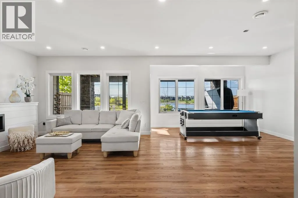 24 Masters Court SE