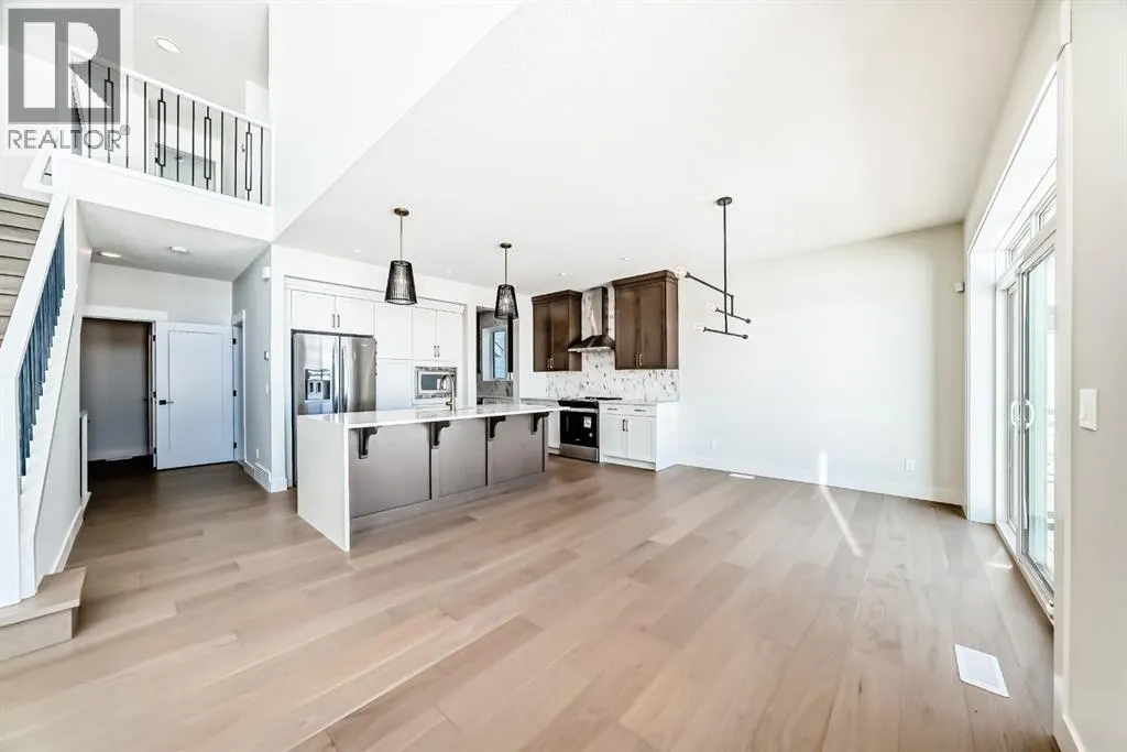 80 Legacy Woods Crescent SE