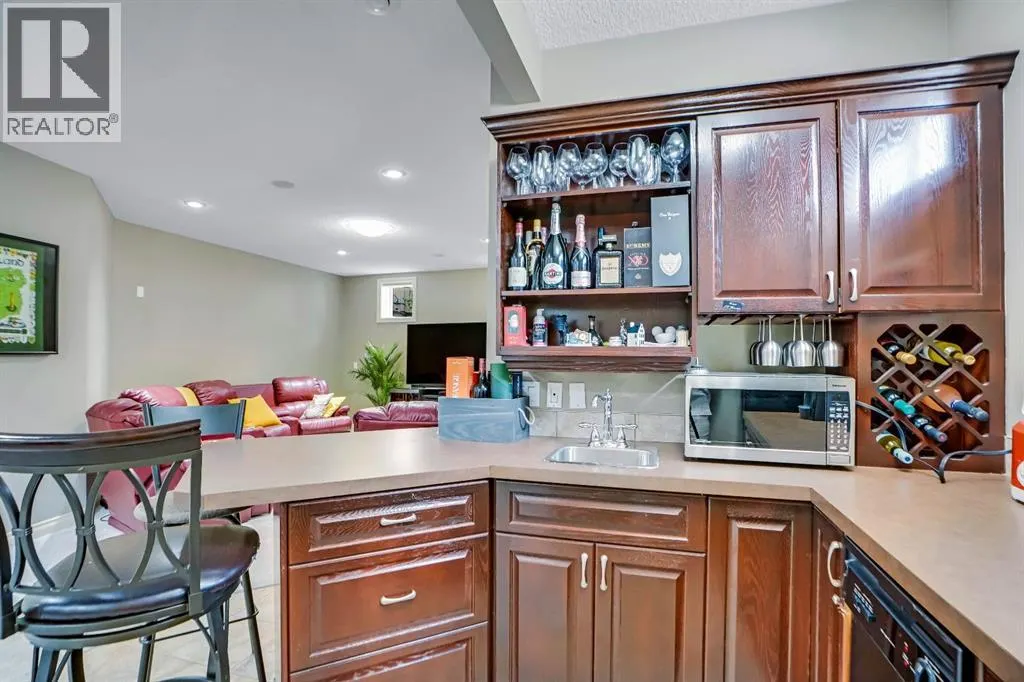 58 Evergreen Common SW