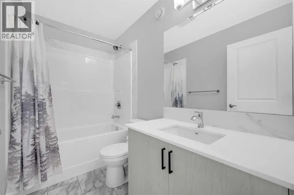 154 Silver Spruce Grove SW