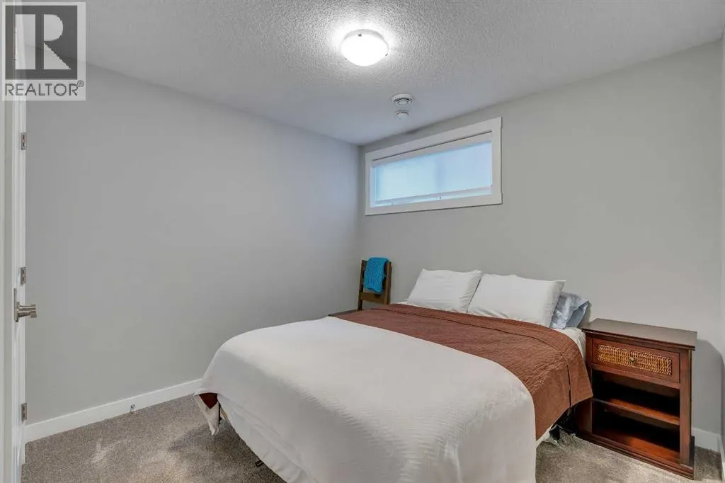27 Cranbrook Court SE