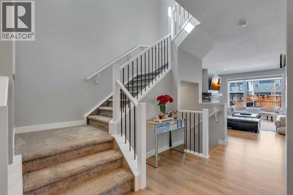 27 Cranbrook Court SE