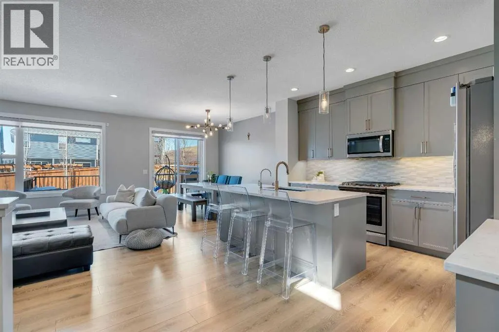 27 Cranbrook Court SE
