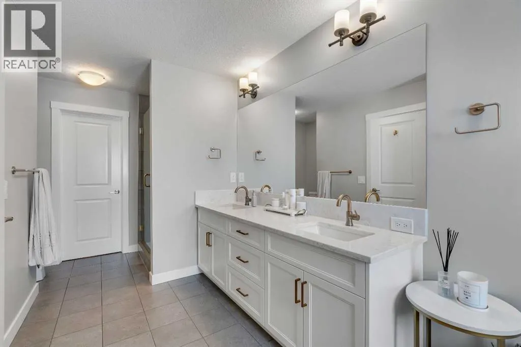 27 Cranbrook Court SE