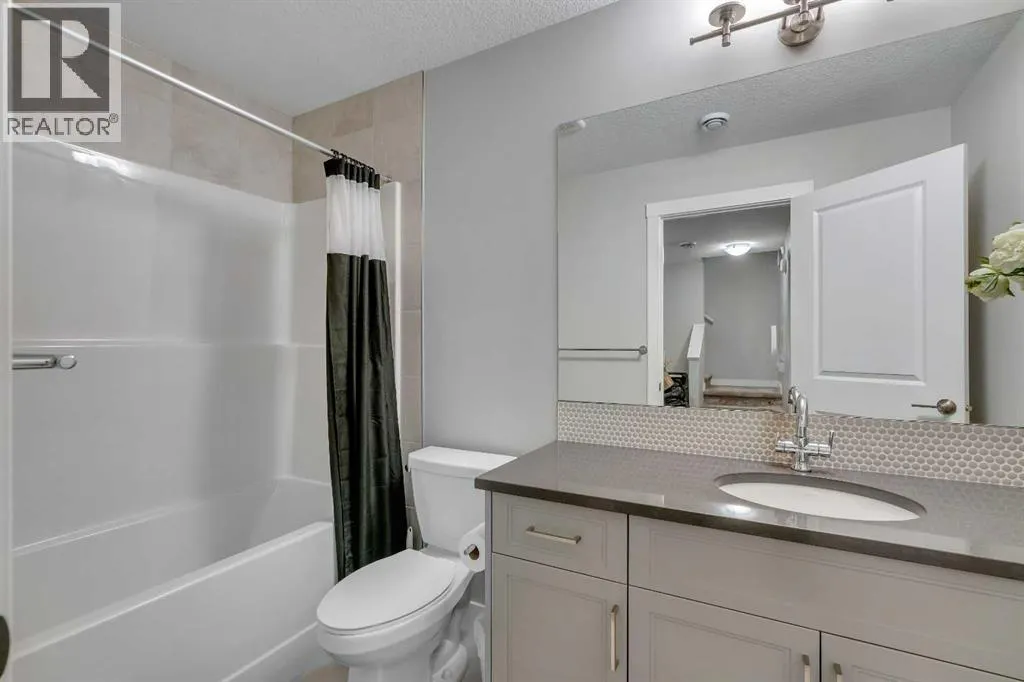 27 Cranbrook Court SE