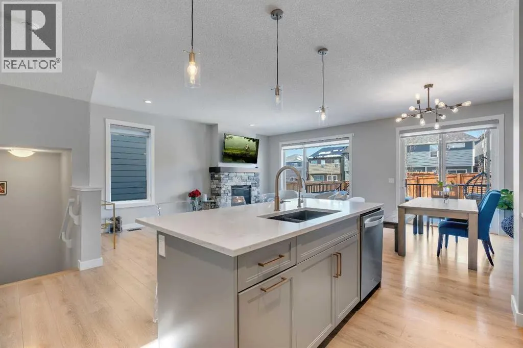 27 Cranbrook Court SE