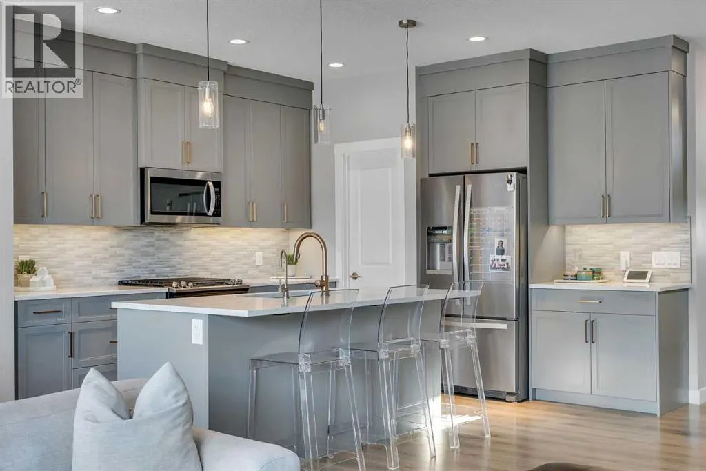 27 Cranbrook Court SE