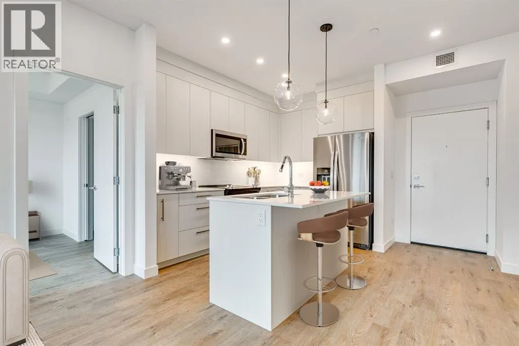 1217, 6 Merganser Drive W