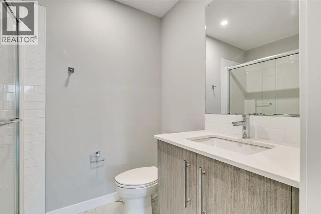 1217, 6 Merganser Drive W