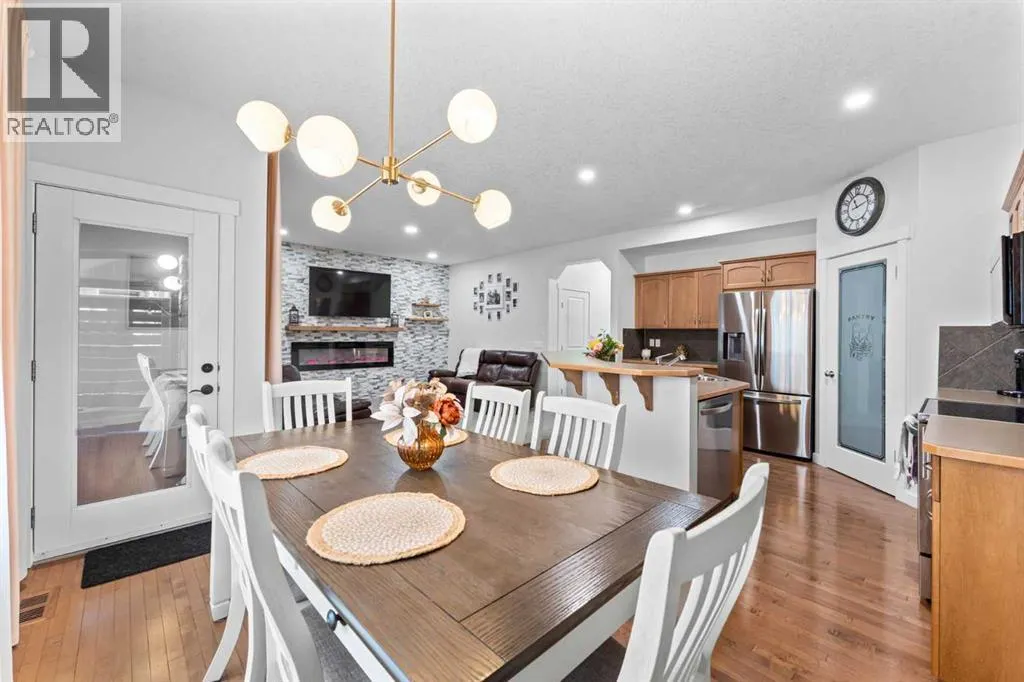 44 Copperleaf Way SE