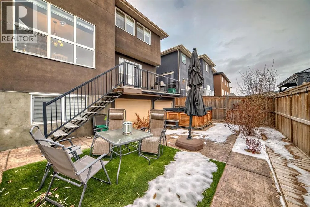 168 kinniburgh Circle