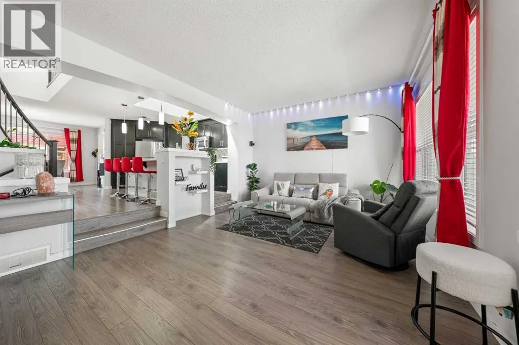 28 Auburn Bay Drive SE