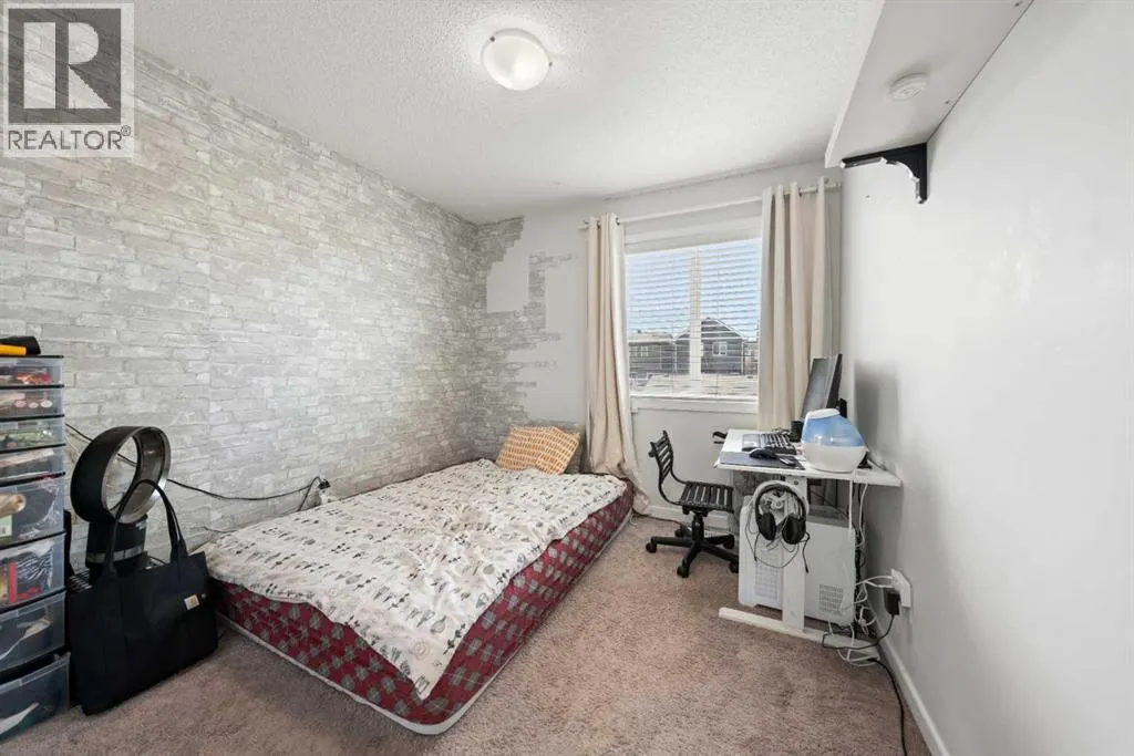 28 Auburn Bay Drive SE