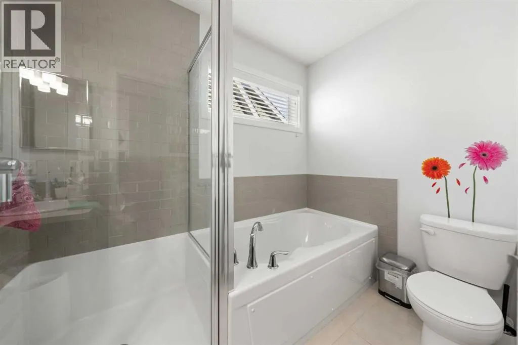 28 Auburn Bay Drive SE