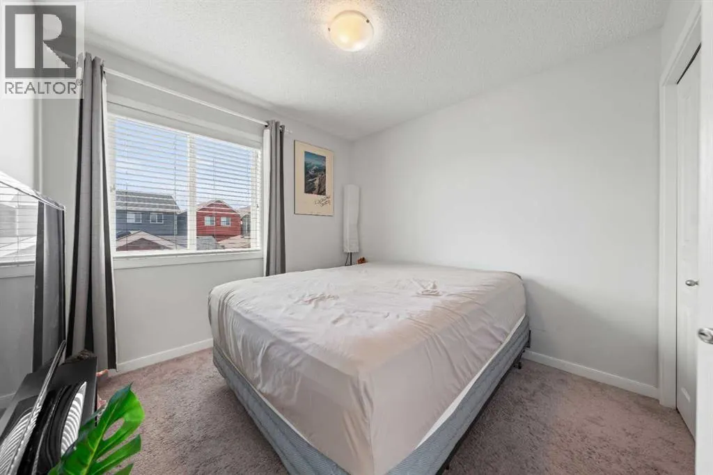 28 Auburn Bay Drive SE