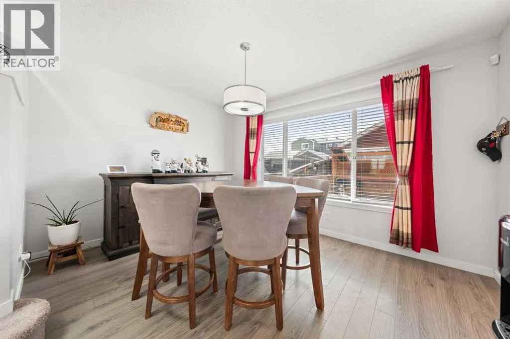 28 Auburn Bay Drive SE