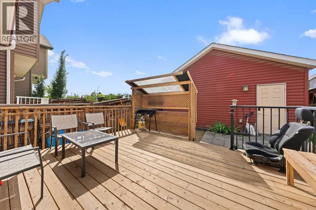 28 Auburn Bay Drive SE