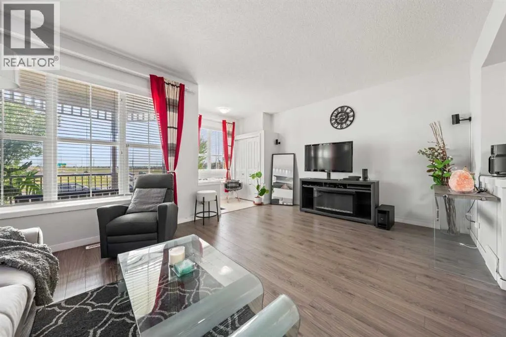 28 Auburn Bay Drive SE