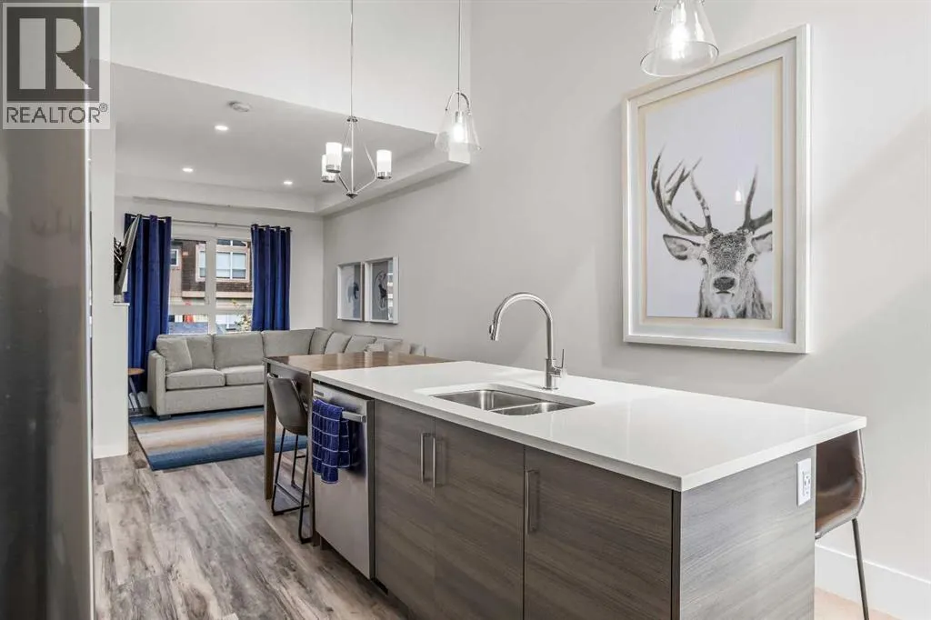 113, 115 Kananaskis Way