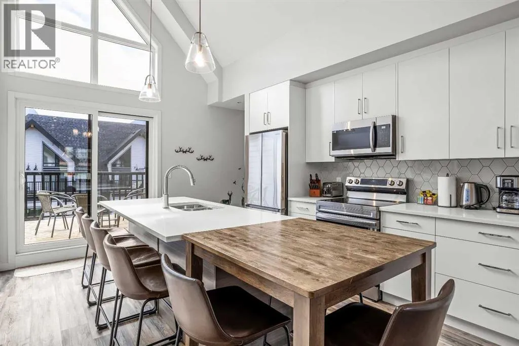 113, 115 Kananaskis Way
