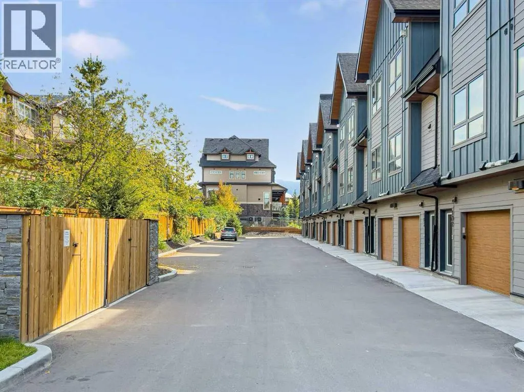 113, 115 Kananaskis Way