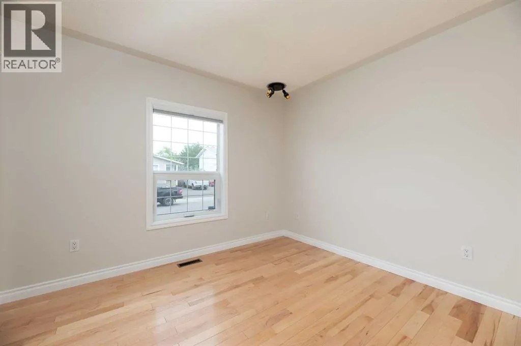 129 Caldwell Crescent