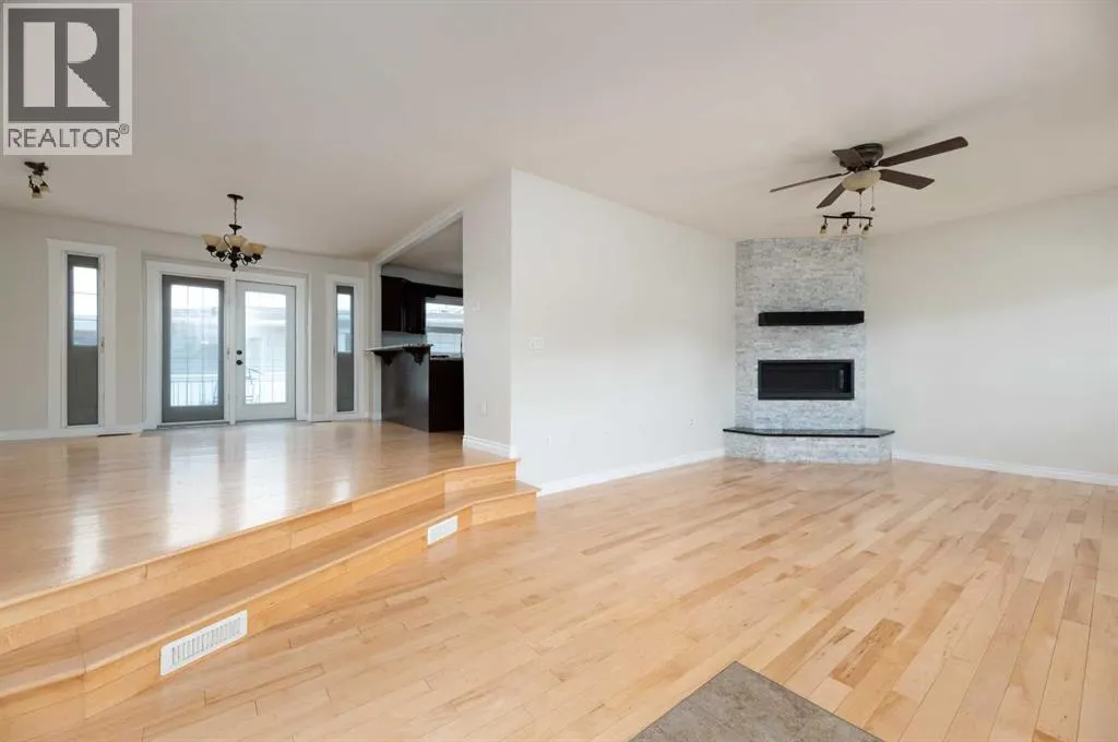 129 Caldwell Crescent