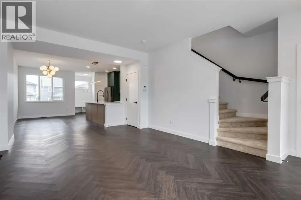 62 Agate Road