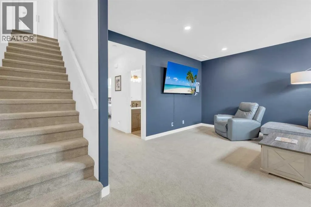 D, 20 Evergreen Way