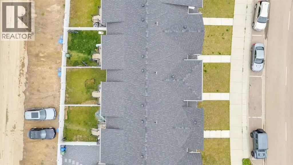 D, 20 Evergreen Way