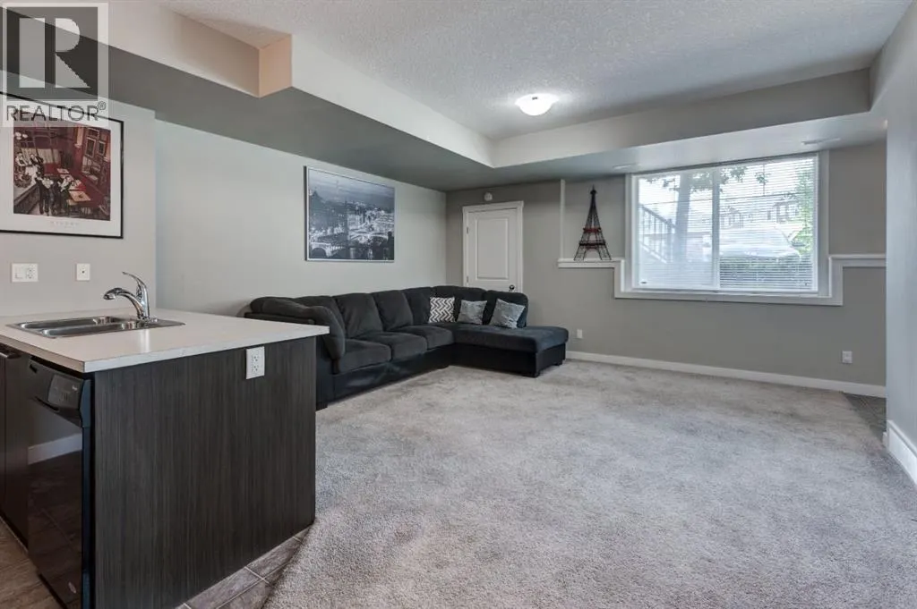 213, 300 Marina Drive