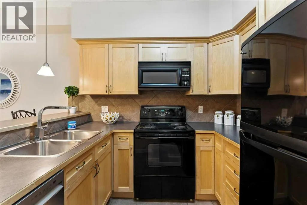 2210, 1888 Signature Park SW