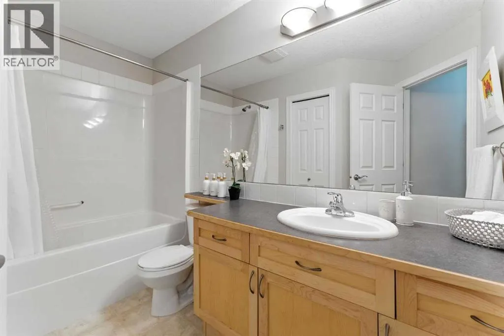 2210, 1888 Signature Park SW