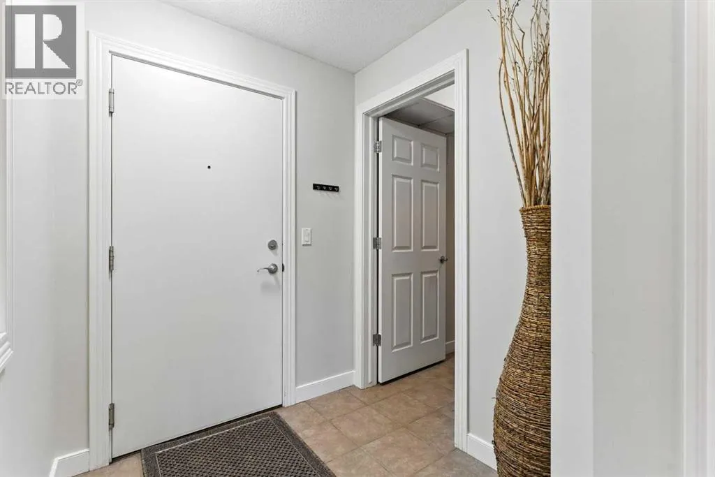 2210, 1888 Signature Park SW