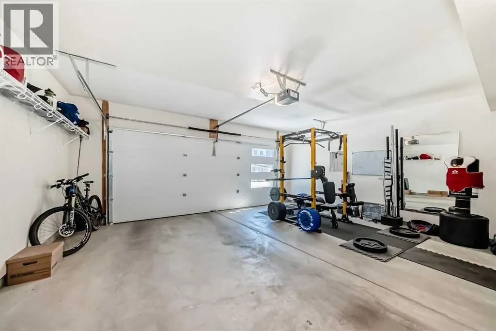 262 Harvest Hills Way NE