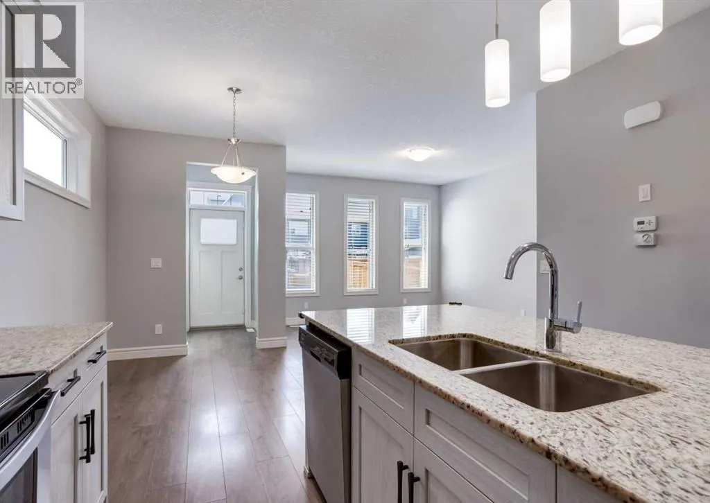 68 Seton Terrace SE