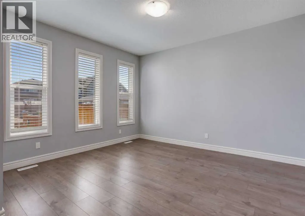 68 Seton Terrace SE