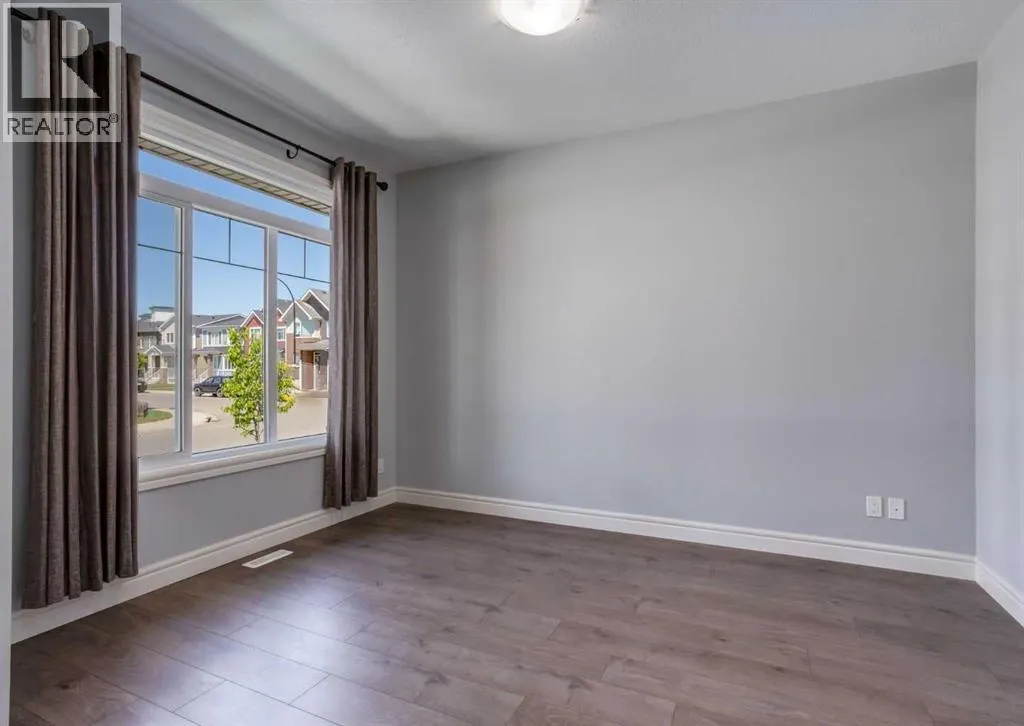 68 Seton Terrace SE