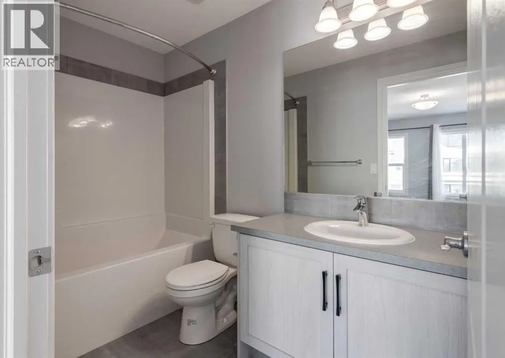 68 Seton Terrace SE