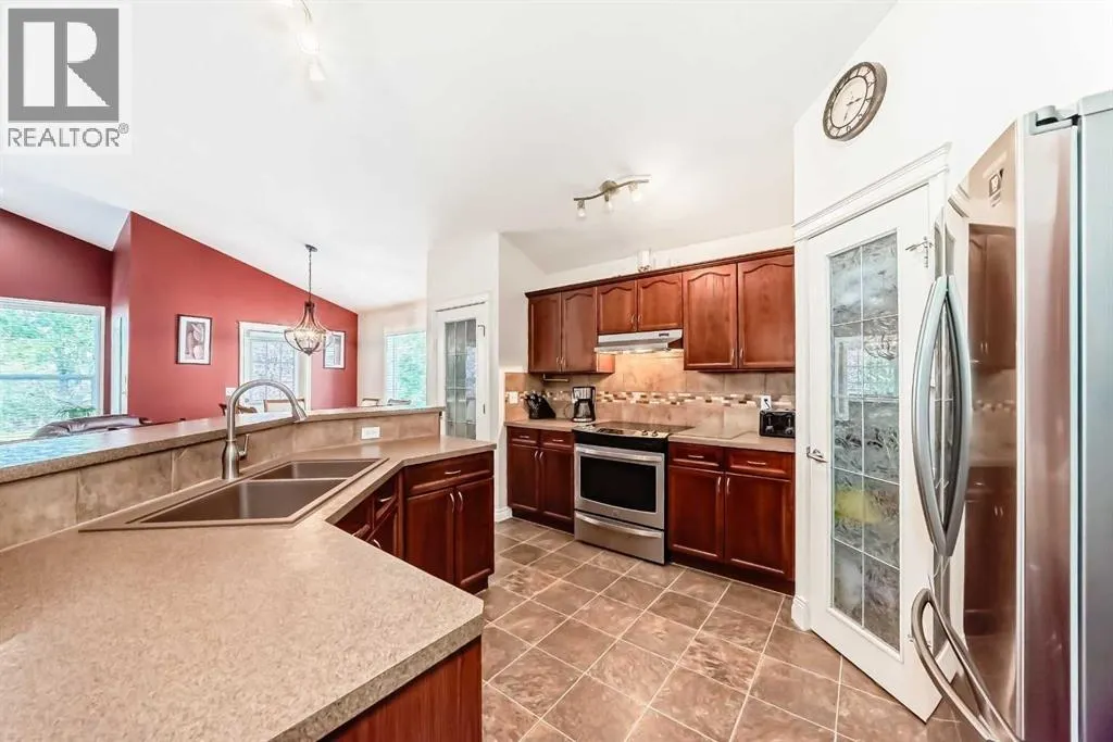 187 Hawkmere View